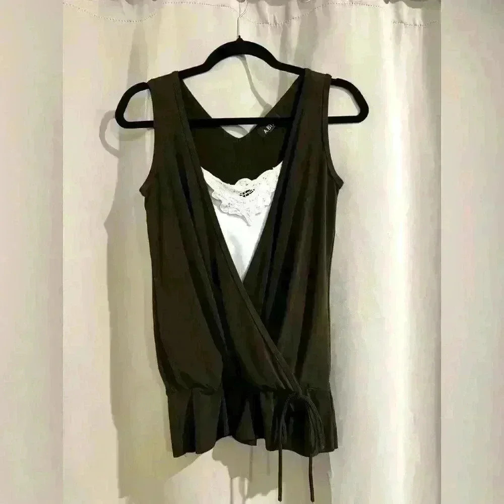 Women’s Brown A.Byer Blouse
